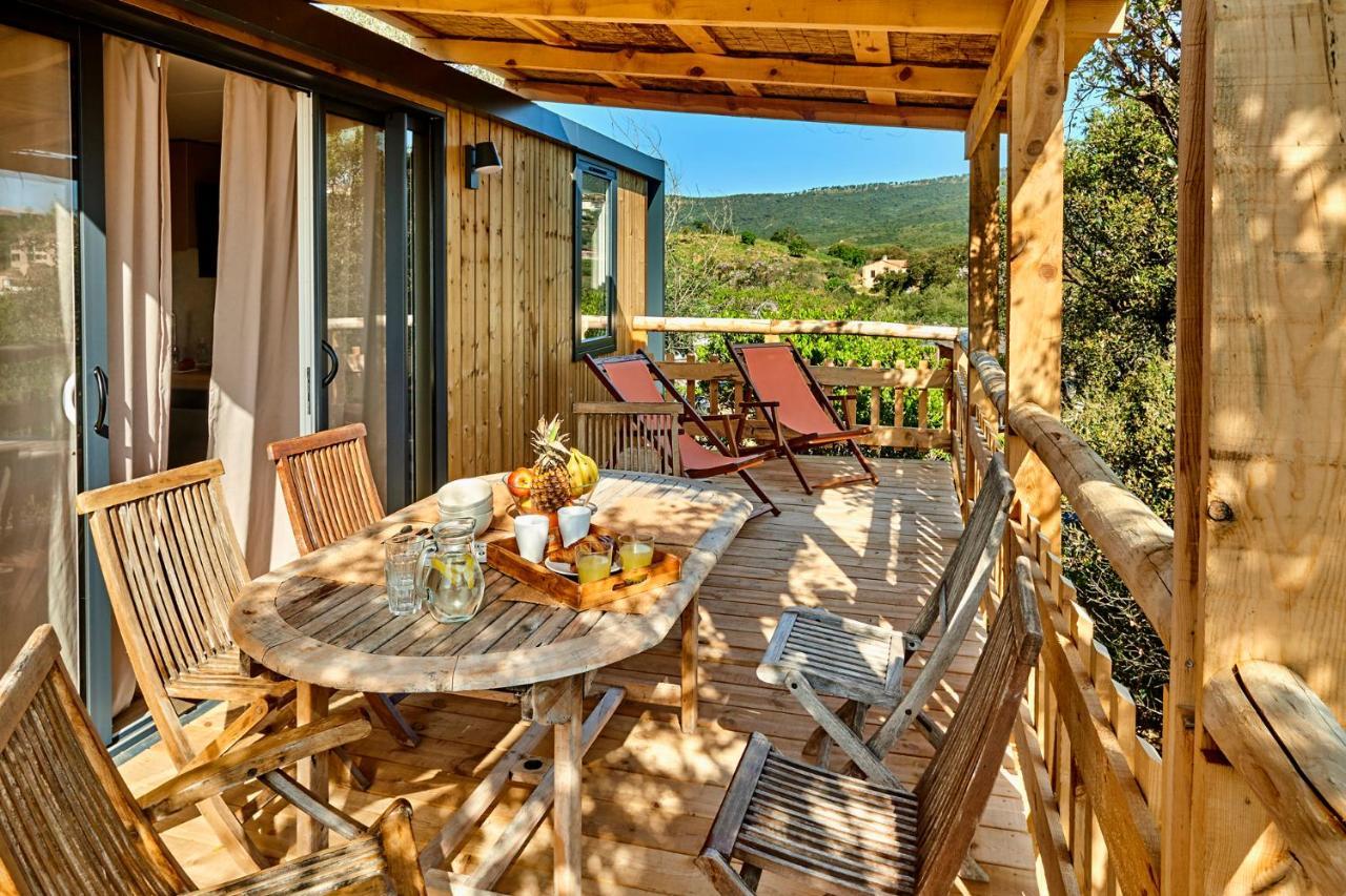 Au Paradis Des Campeurs